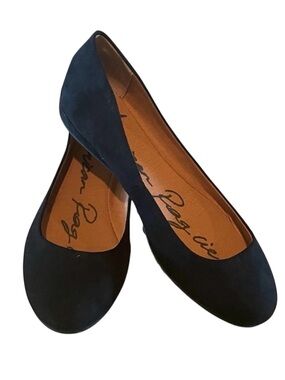 American Rag Cie Women's Black Flats in size 7